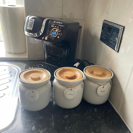 Entire 3 Bedroom Home - Minutes To Emirates Stadium! Londra Esterno foto