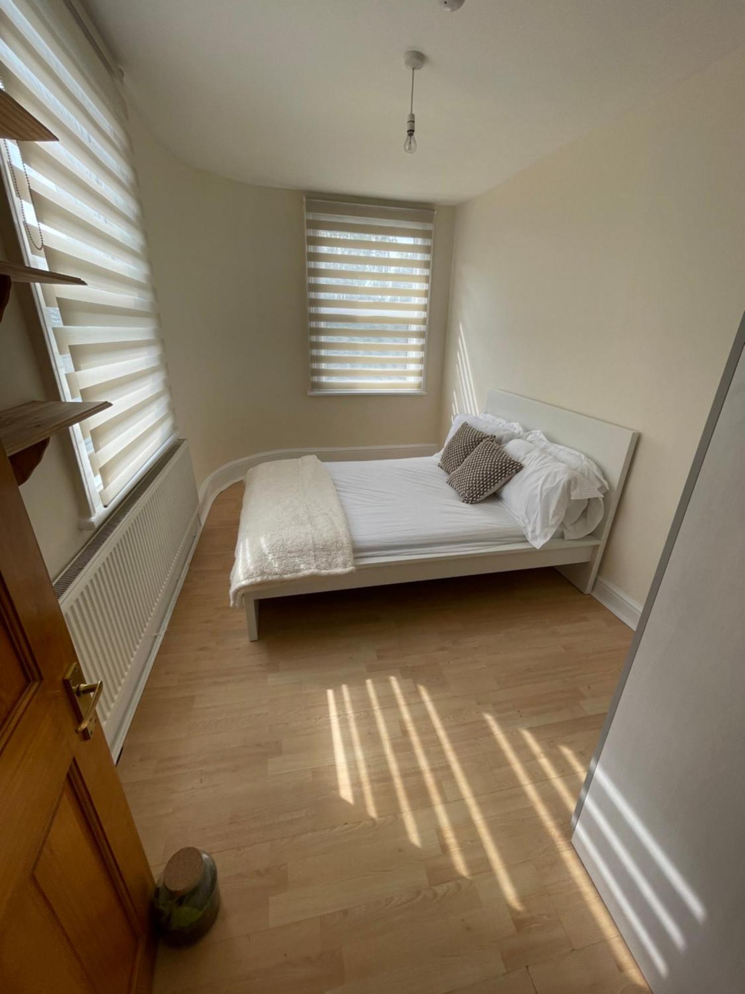 Entire 3 Bedroom Home - Minutes To Emirates Stadium! Londra Esterno foto